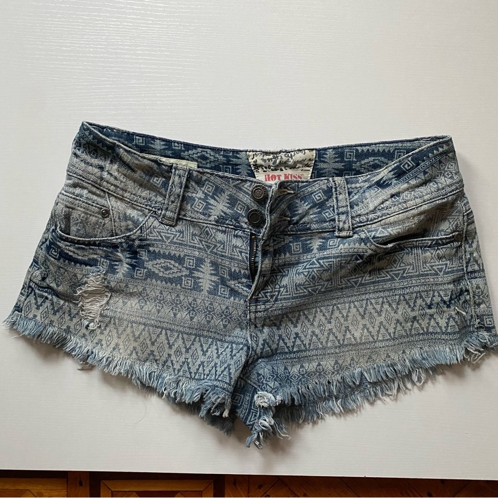 Light Blue Tribal Patterned Women Shorts Frayed Low Rise S/M Denim Jean Shorts